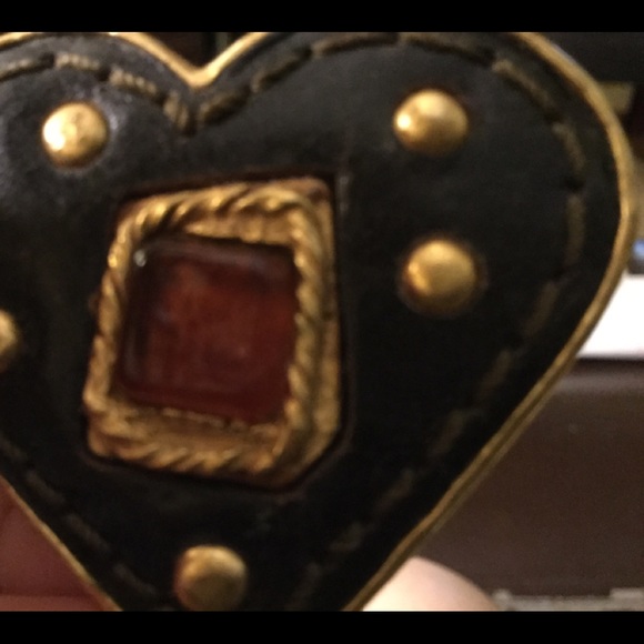 Isabel Canovas Earrings - Picture 3 of 3